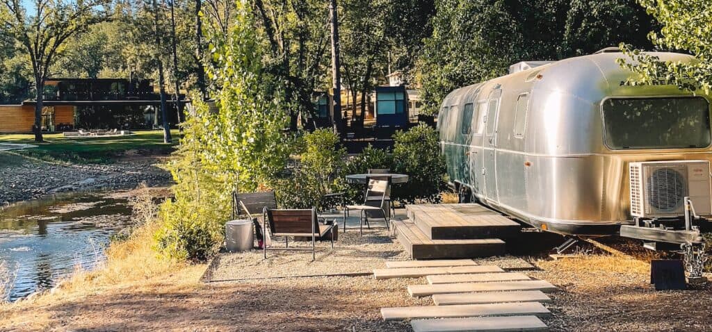 Overnachten in Autocamp Yosemite, Yosemite National Park, Verenigde Staten